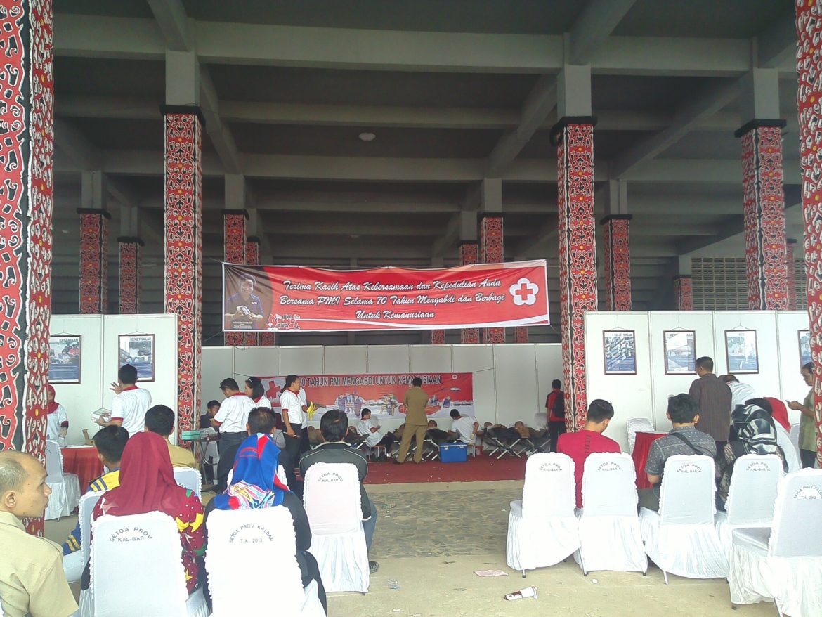 Donor Darah Massal Meriahkan Ulang Tahun PMI