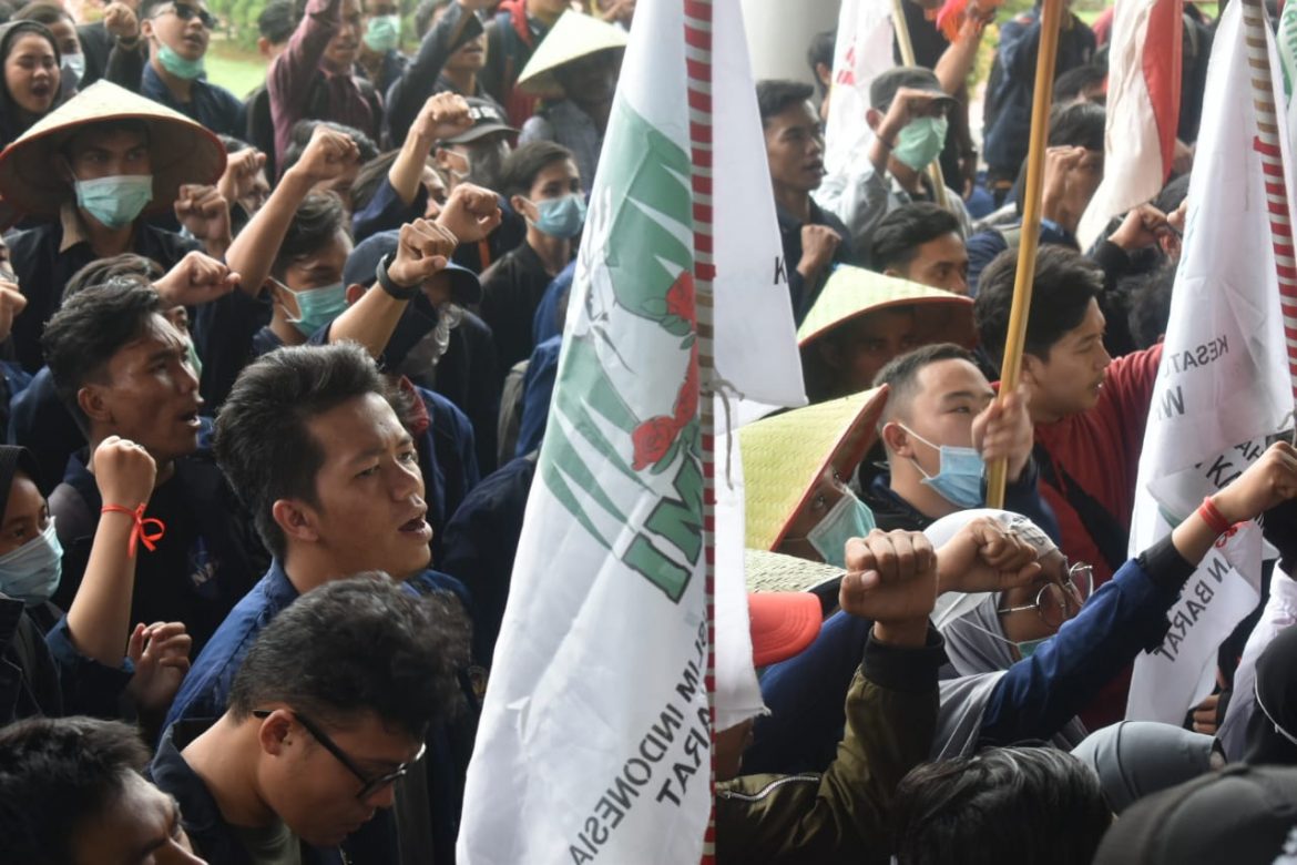 Harga Kopra Menurun, Masyarakat Keluhkan Dampaknya