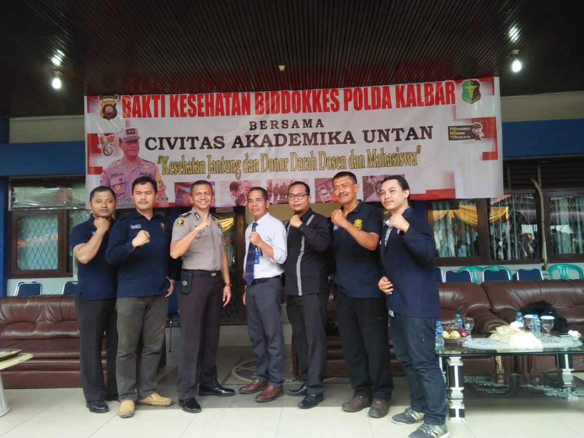 Bakti Kesehatan Biddokes Polda Kalbar Bersama Fisip Untan Gelar Pelayanan Kesehatan