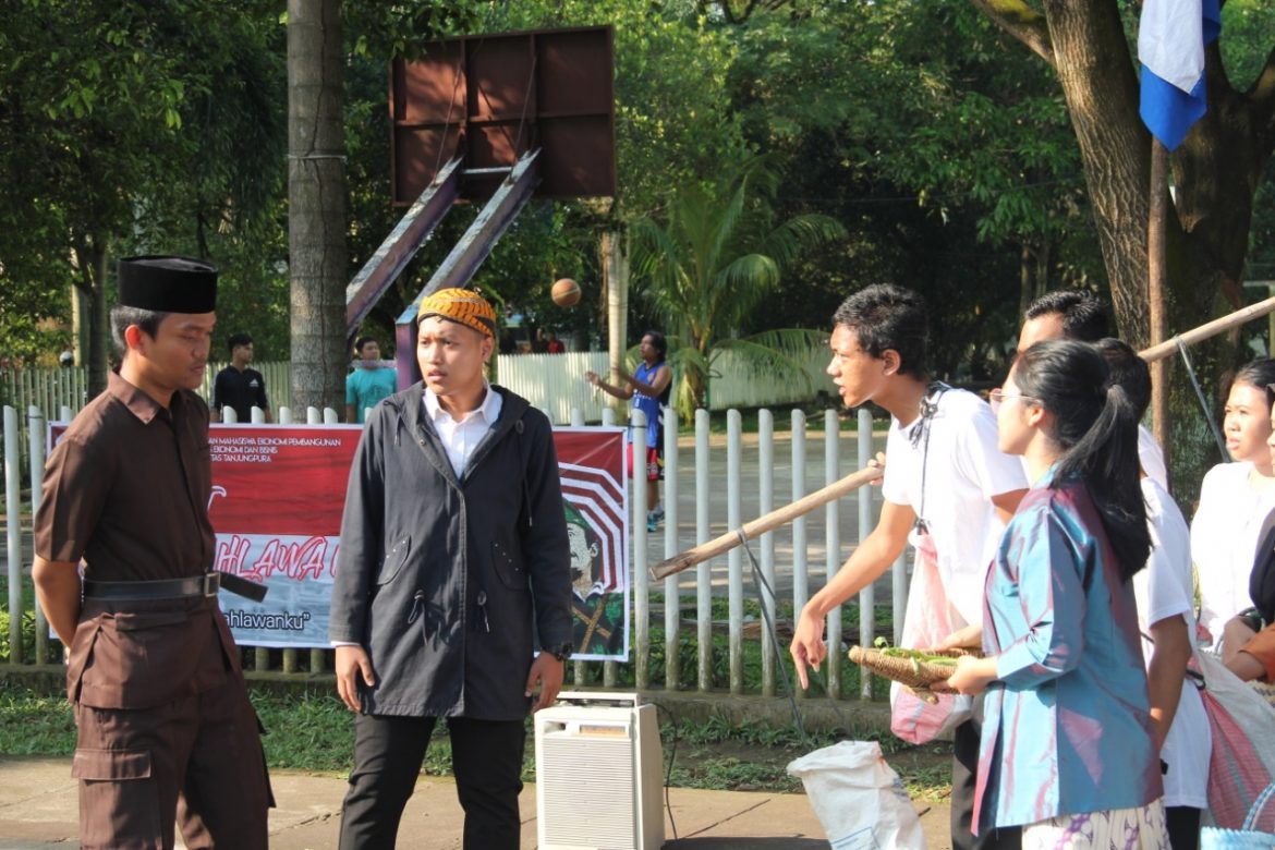 Peringati Hari Pahlawan, Himepa FEB Untan Gelar Karnaval