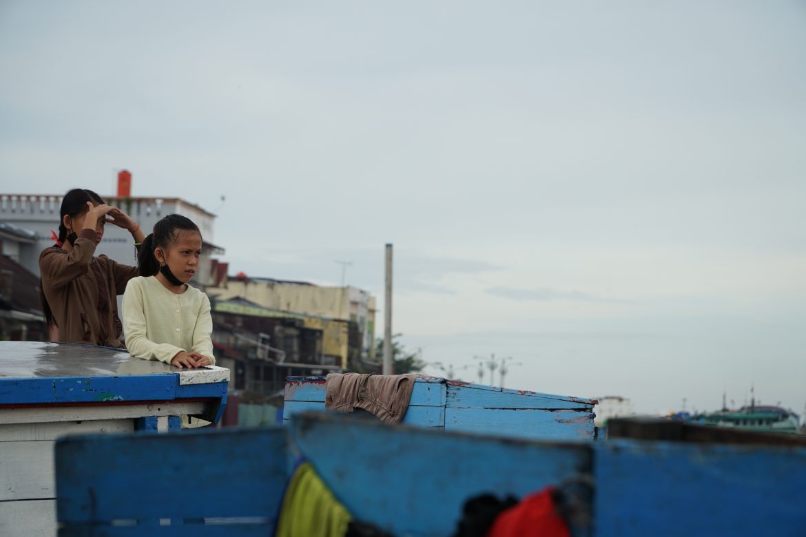 Dari Kapuas Indah, Menuju Pasar Rakyat